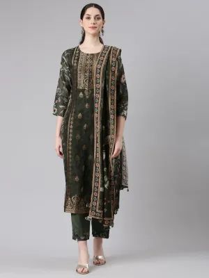 Neerus Women Green Straight Kurta and Trousers With Dupatta