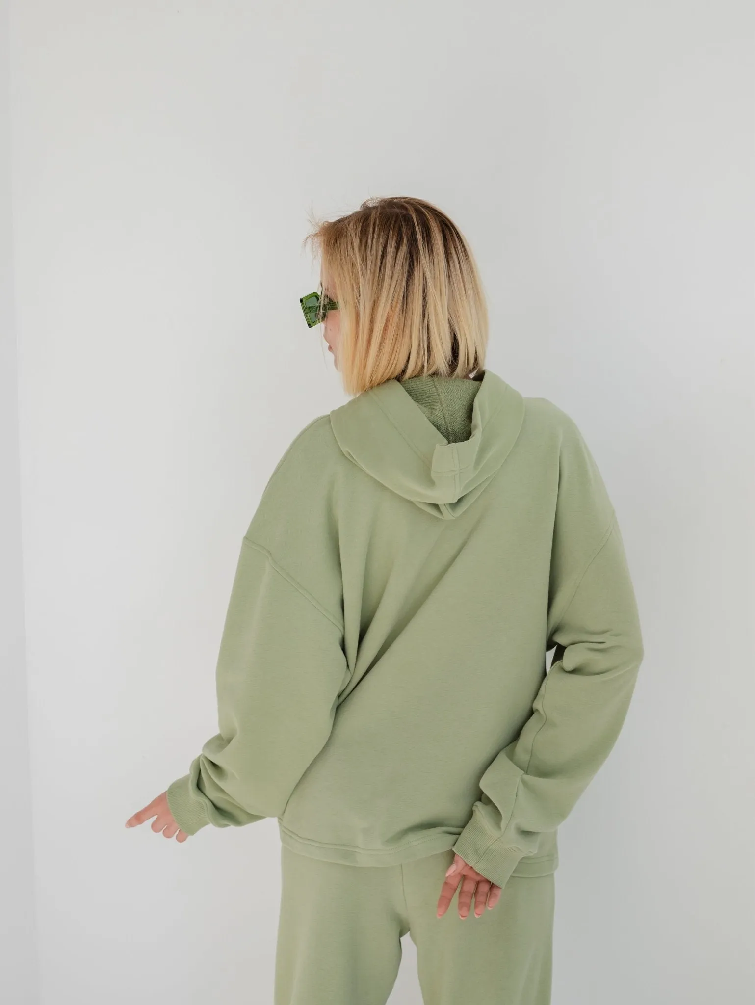 Olive Green Oversized Hoodie - Stylish Comfort in a Natural Hue